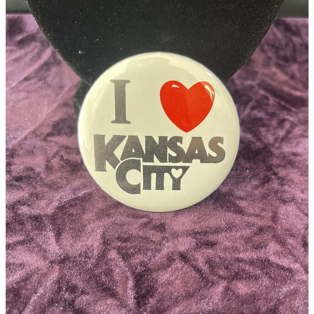 Vintage I Love Kansas City Round Button Pin